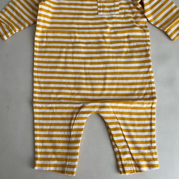 Old Navy Romper 2pack Set - Picture 3 of 16
